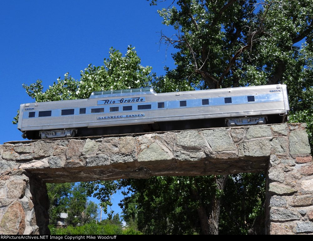 Dome Car Monument